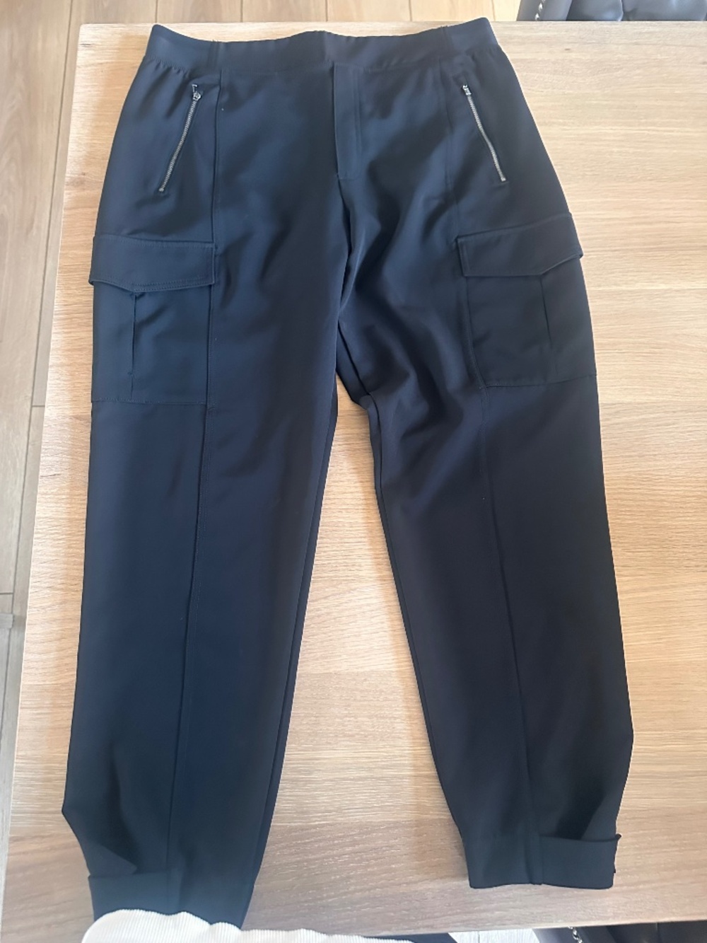 Athleta Strap/Snap Ankle Joggers